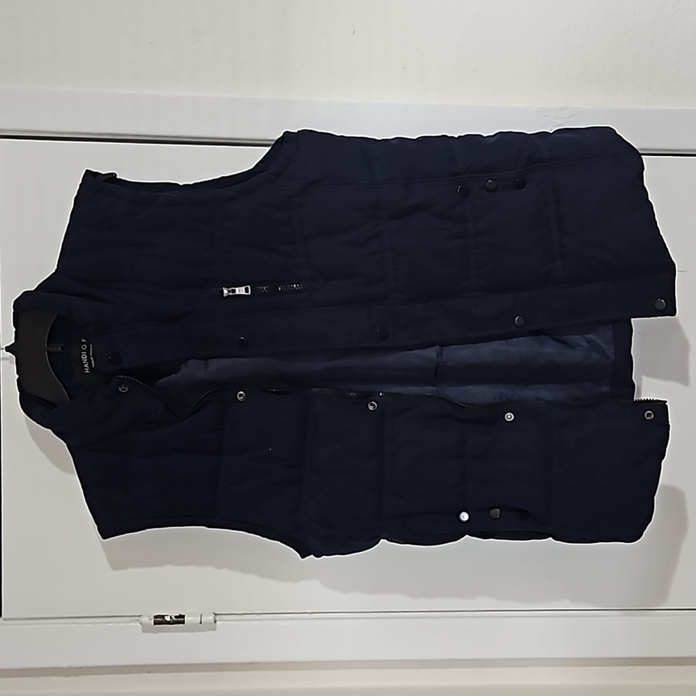 Handi G.F. Navy Blue Puffer Vest with Zipper & Buttons – Excellent Condition (M)